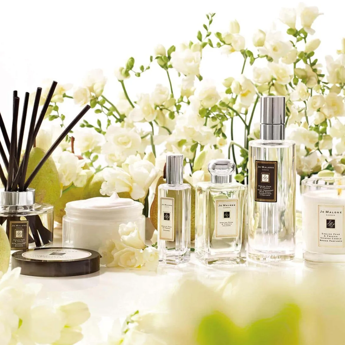 English Pear & Freesia Body & Hand wash