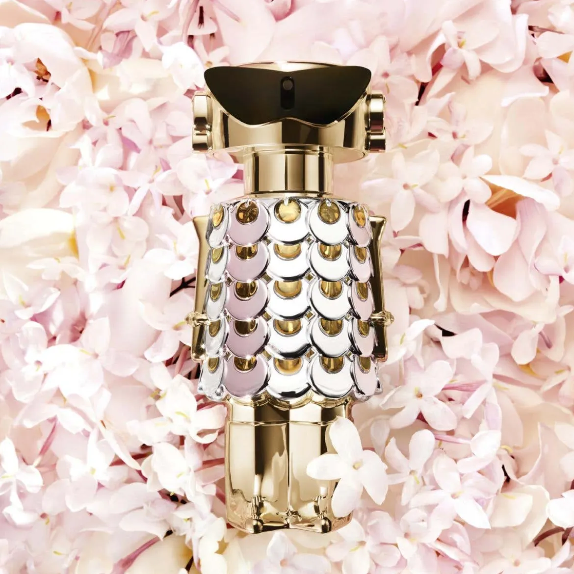 FAME Eau de Parfum refill bottle