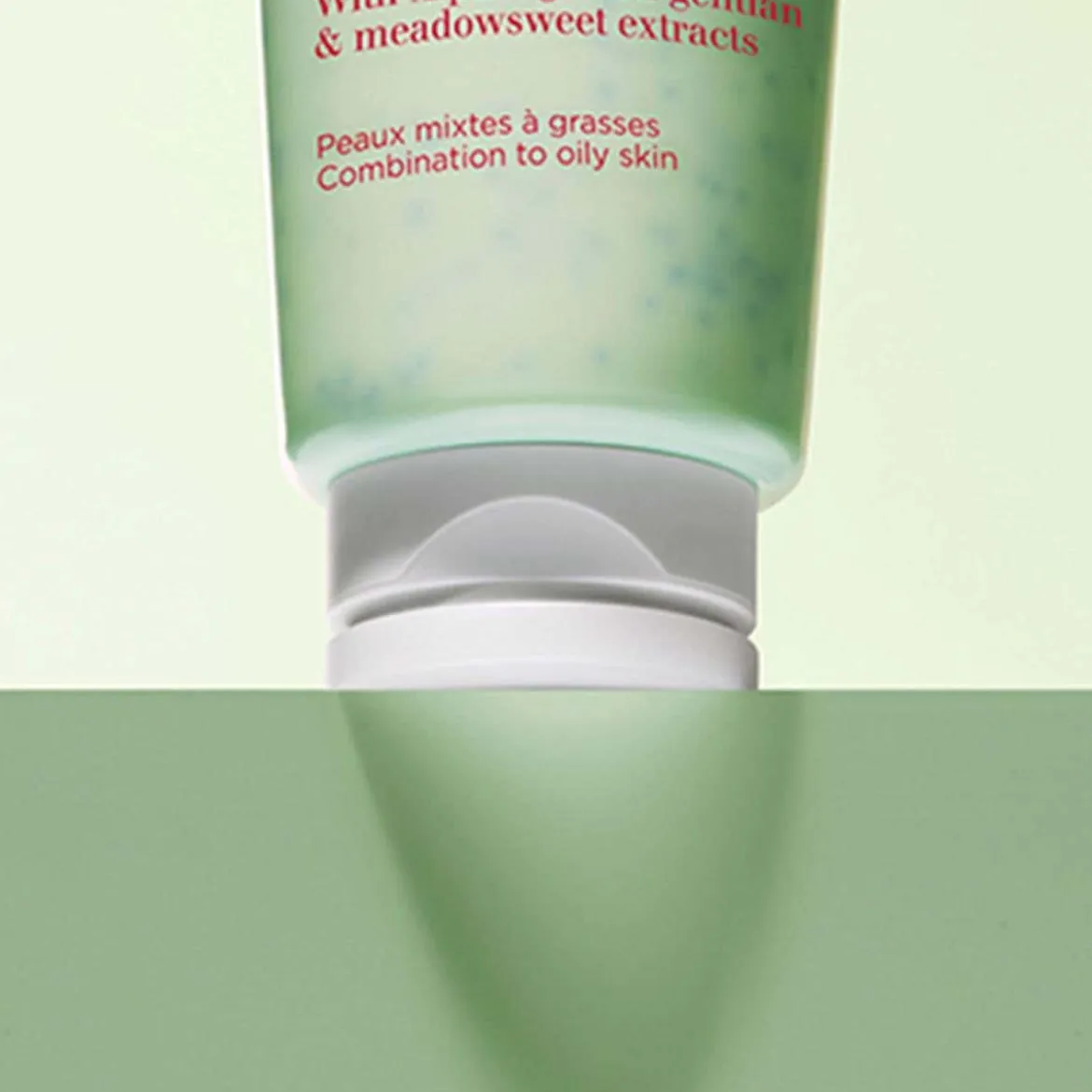 Gentle Foaming cleanser purifying