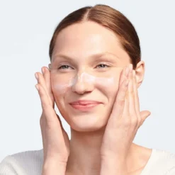 Moisture Surge™ SPF 25 Sheer Hydrator