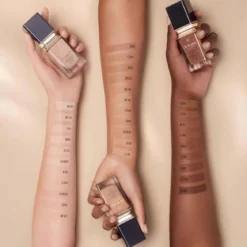 Radiant Fluid Foundation Natural