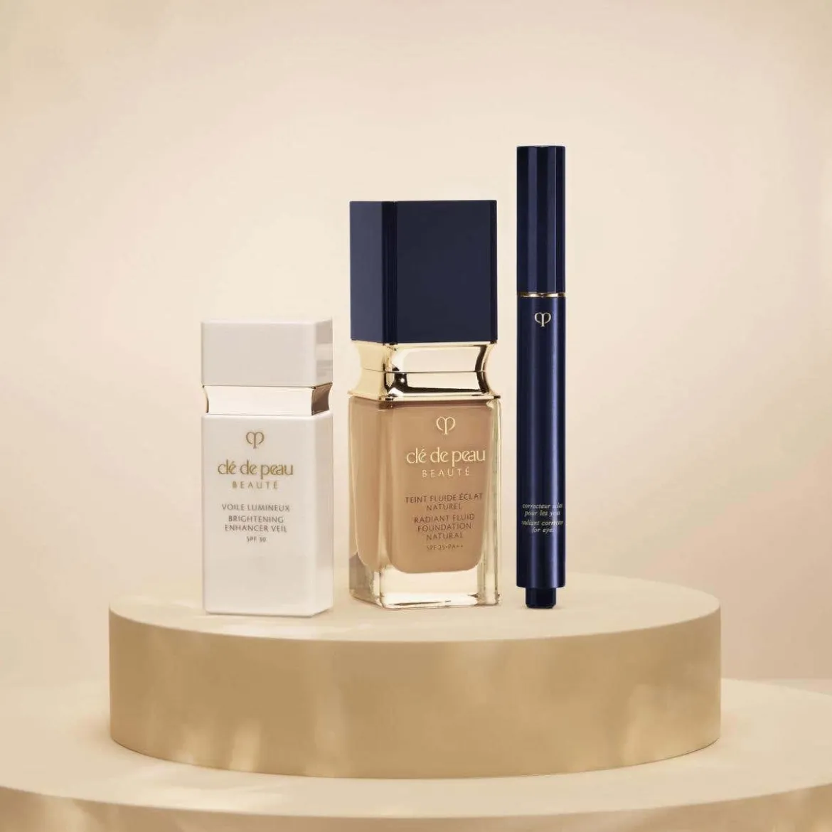 Radiant Fluid Foundation Natural