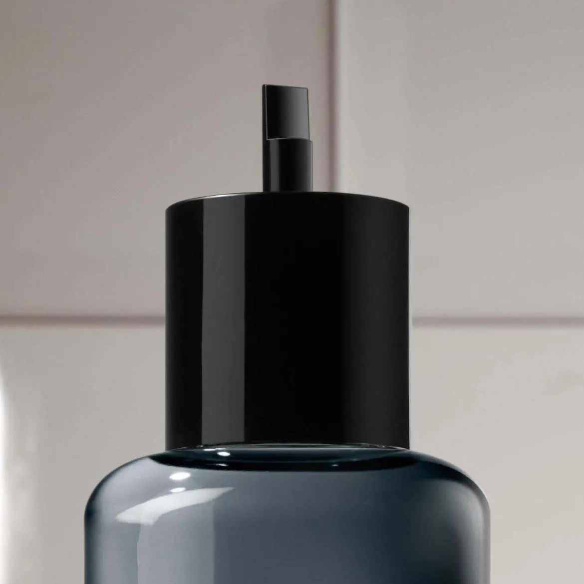 Scandal Pour Homme Eau de Toilette Ricarica
