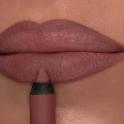 Stay On Me Lip Liner