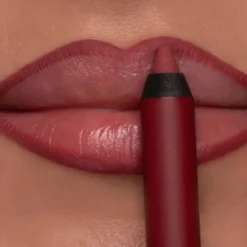 Stay On Me Lip Liner