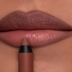 Stay On Me Lip Liner