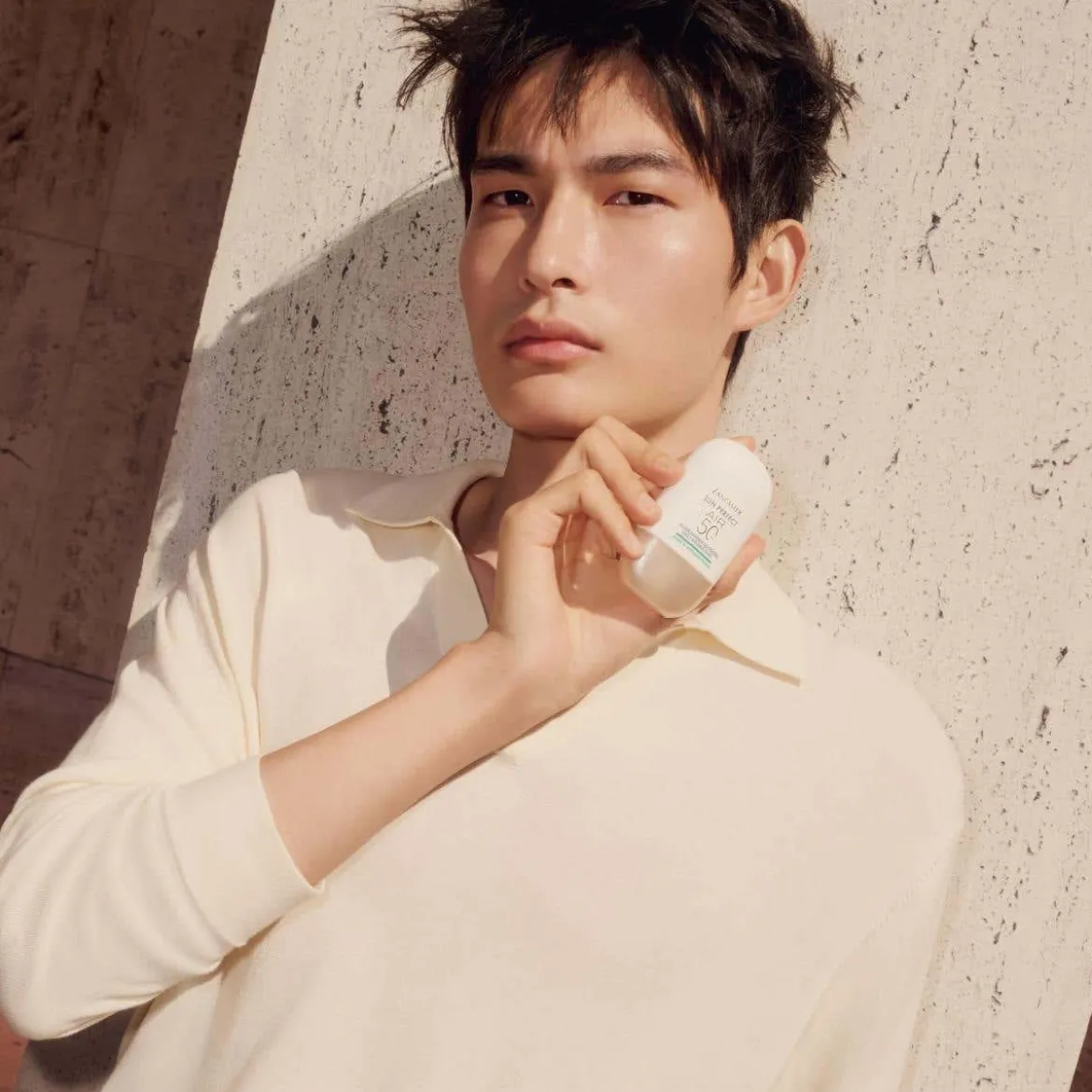 Sun Perfect AIR Daily Invisible Fluid SPF50 Pore & Imperfections